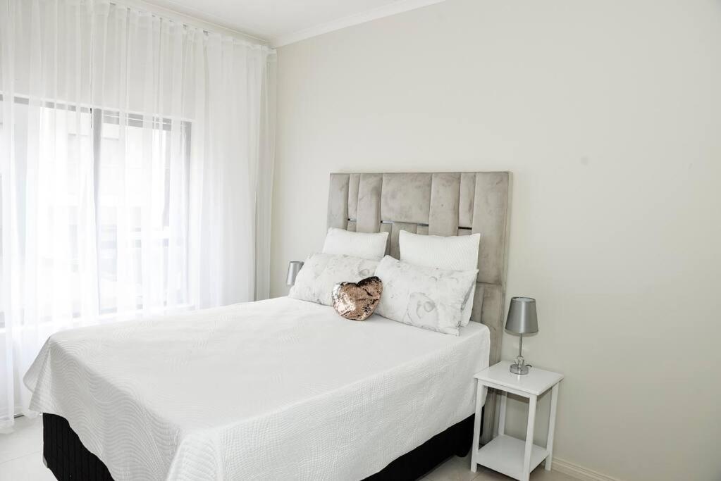 The Ellipse Palazzo Apartment ميدراند المظهر الخارجي الصورة