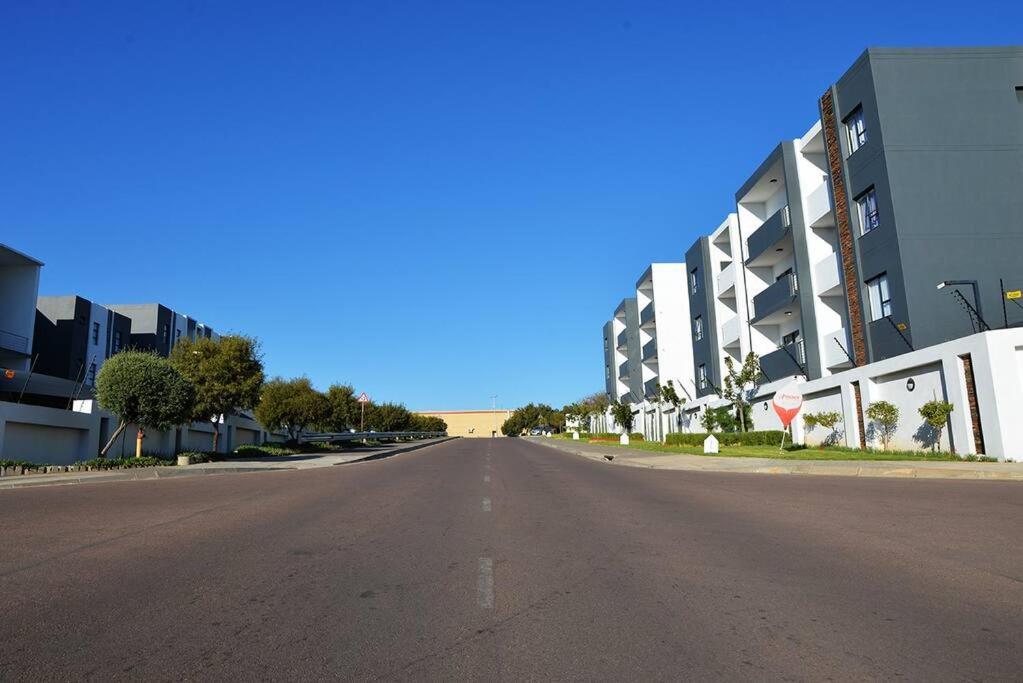 The Ellipse Palazzo Apartment ميدراند المظهر الخارجي الصورة